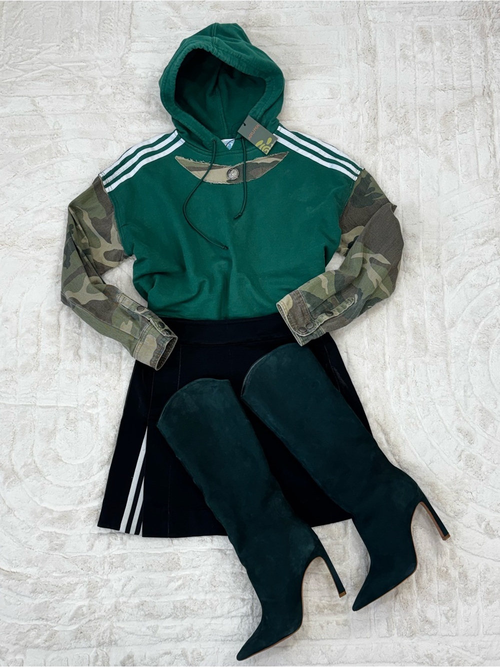 Adidas custom Green Hooded Pullover with Camo Sleeves - size M